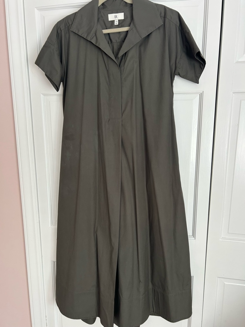Banana Republic Olive Short-Sleeve Midi Shirt Dress